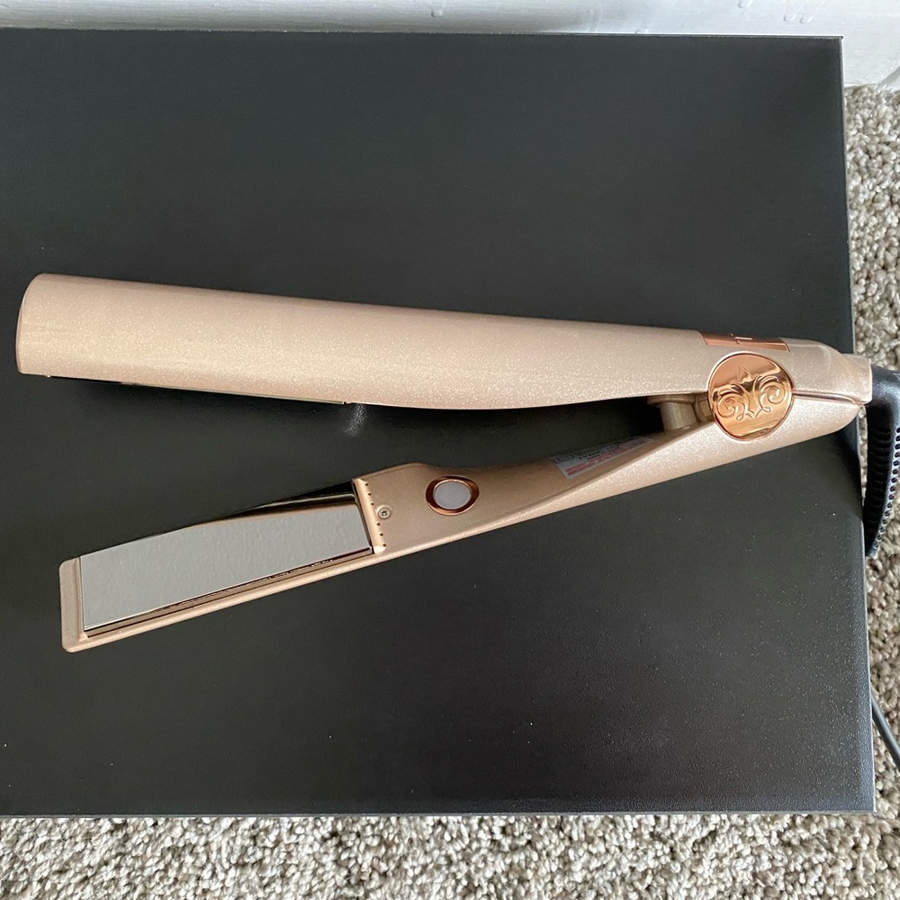 Tyme Iron Pro All In One Styling Tool
